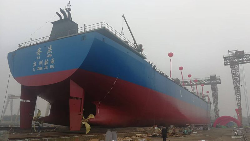 主机宁动G8300*2台